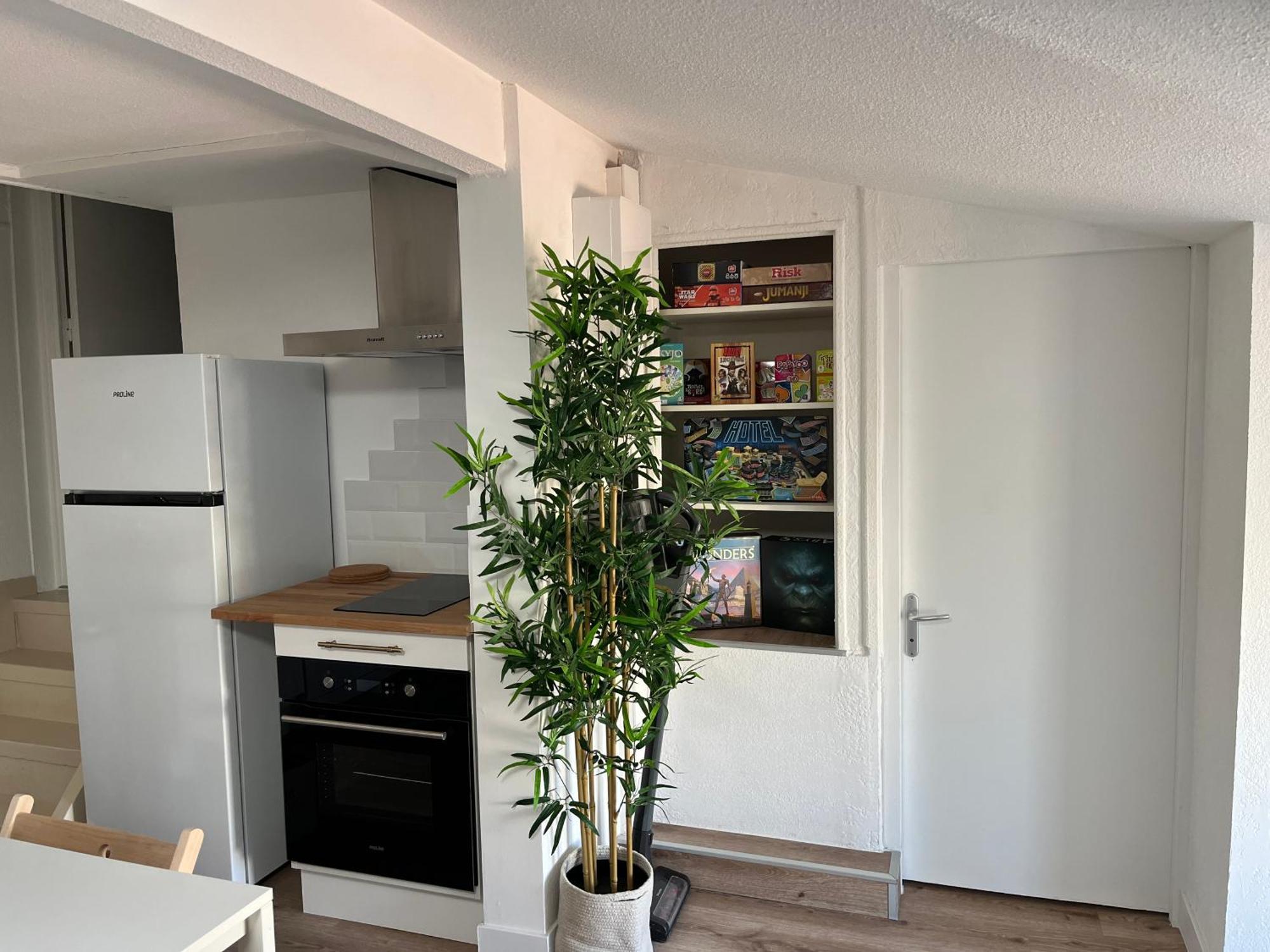 Appartement T3 Independant ลา การ์ด ภายนอก รูปภาพ