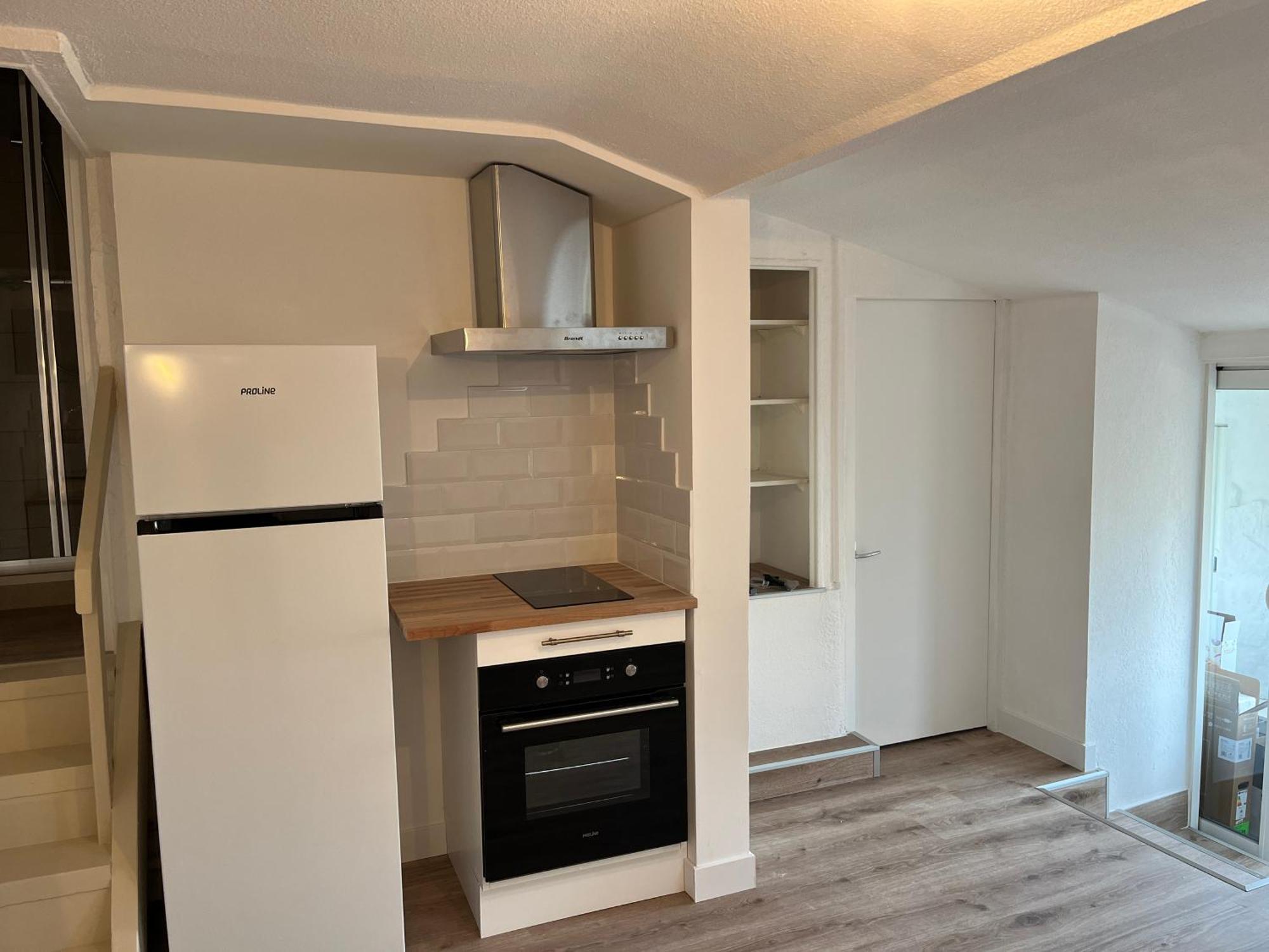 Appartement T3 Independant ลา การ์ด ภายนอก รูปภาพ