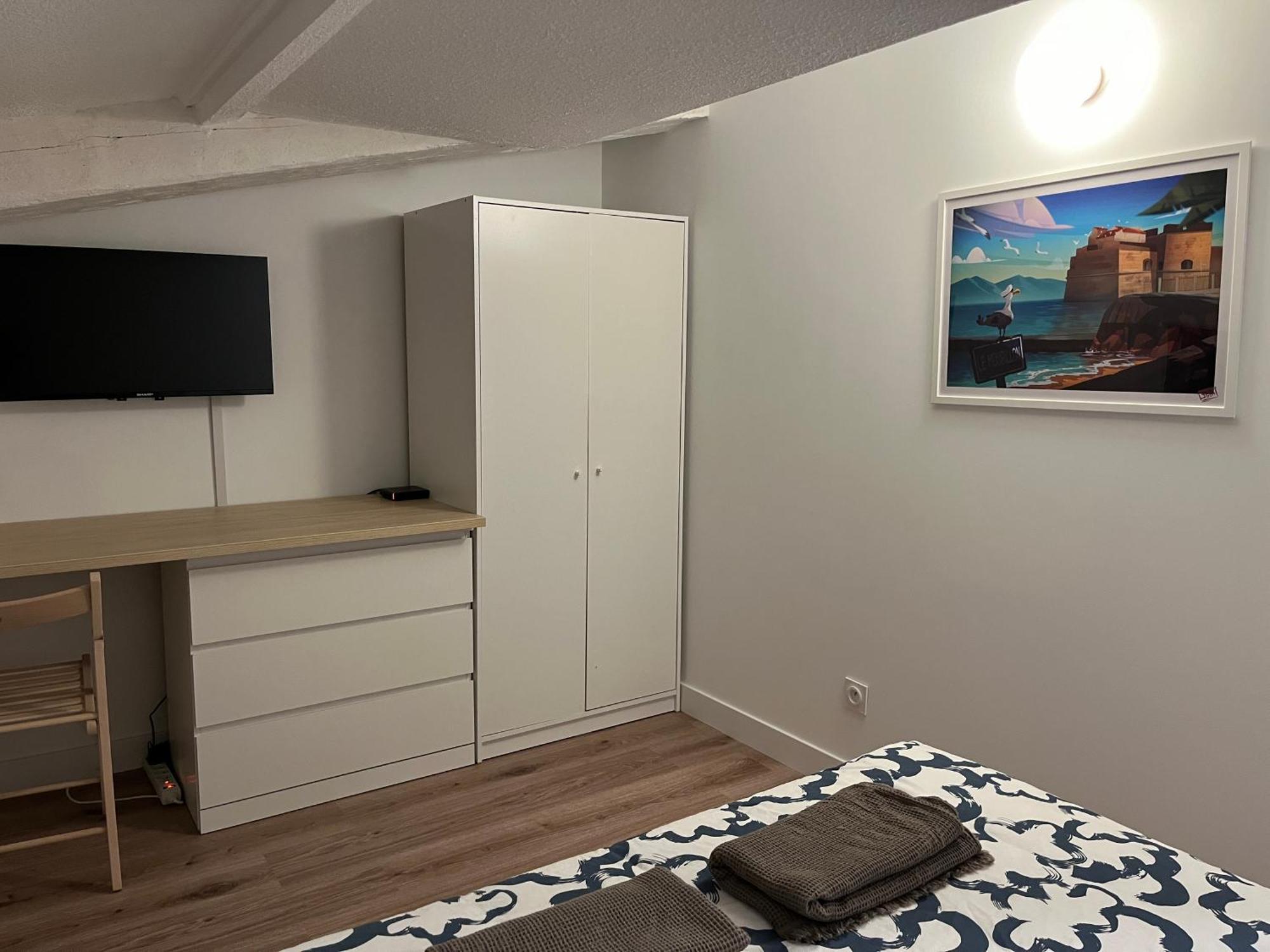 Appartement T3 Independant ลา การ์ด ภายนอก รูปภาพ