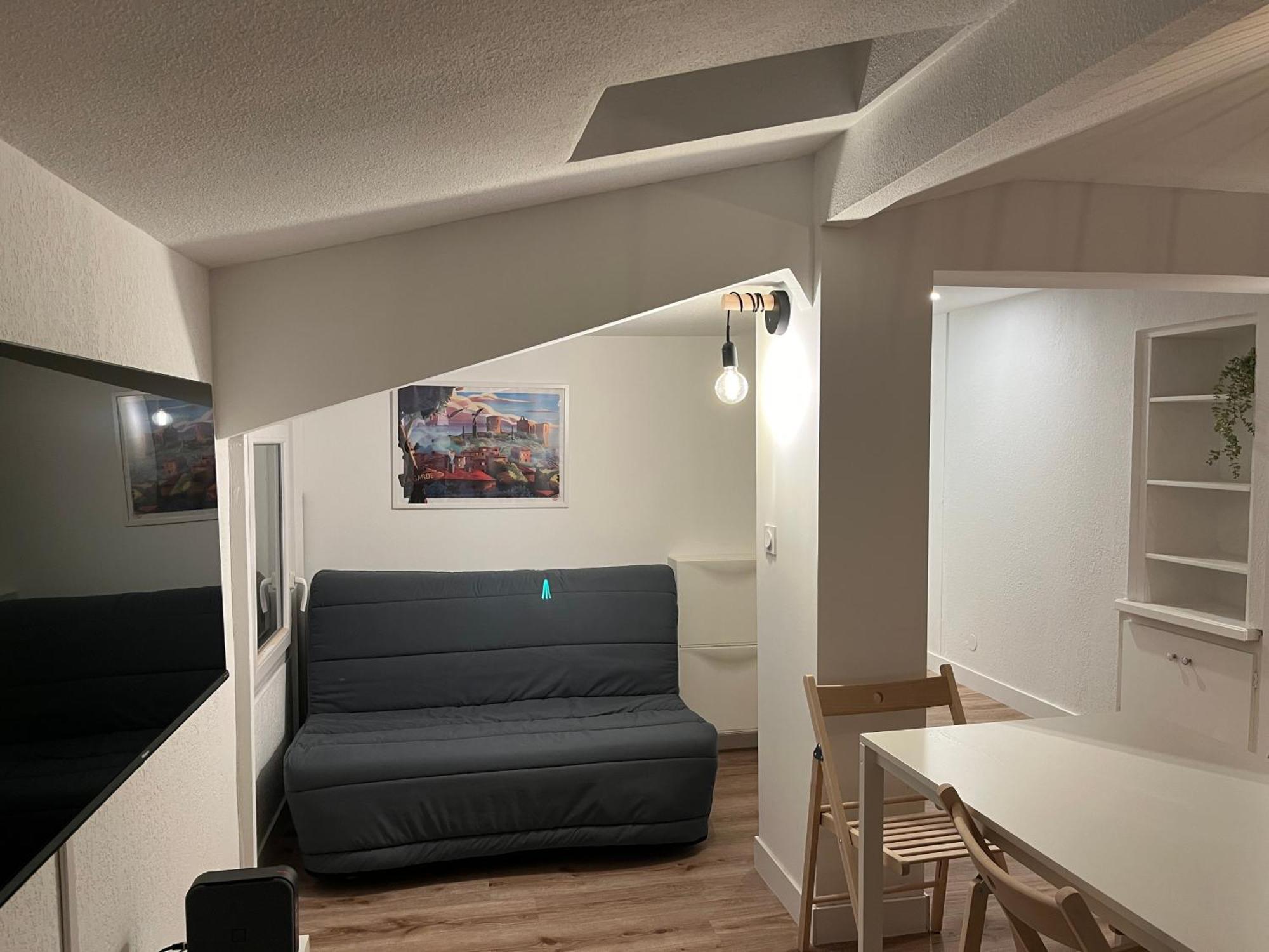 Appartement T3 Independant ลา การ์ด ภายนอก รูปภาพ